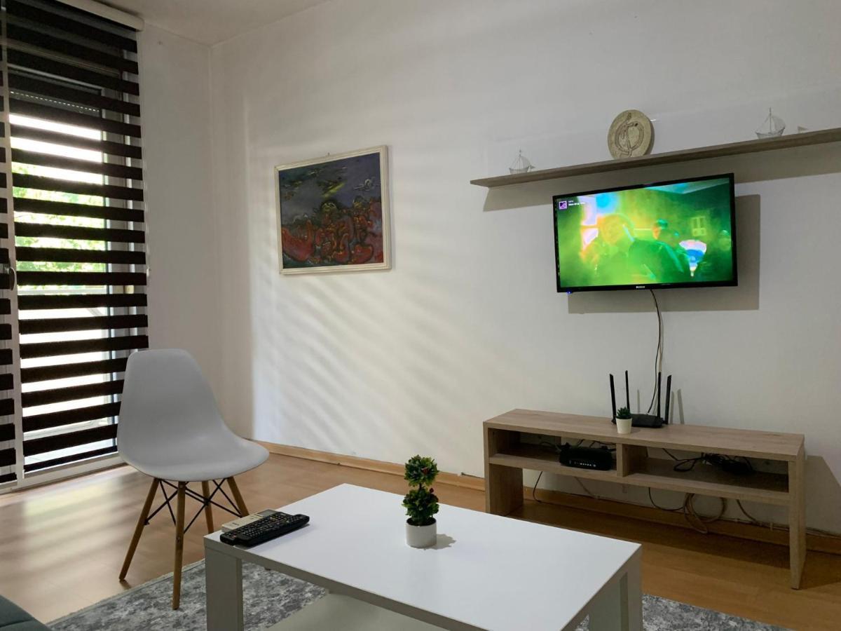 Lungro'S Square Apartment สโกเปีย ภายนอก รูปภาพ